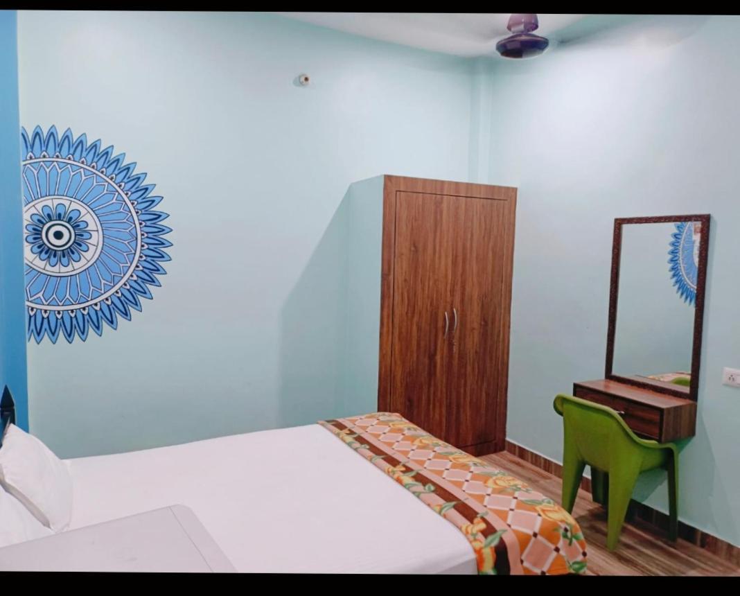 Lotus Paying Guest House Bénarès Extérieur photo